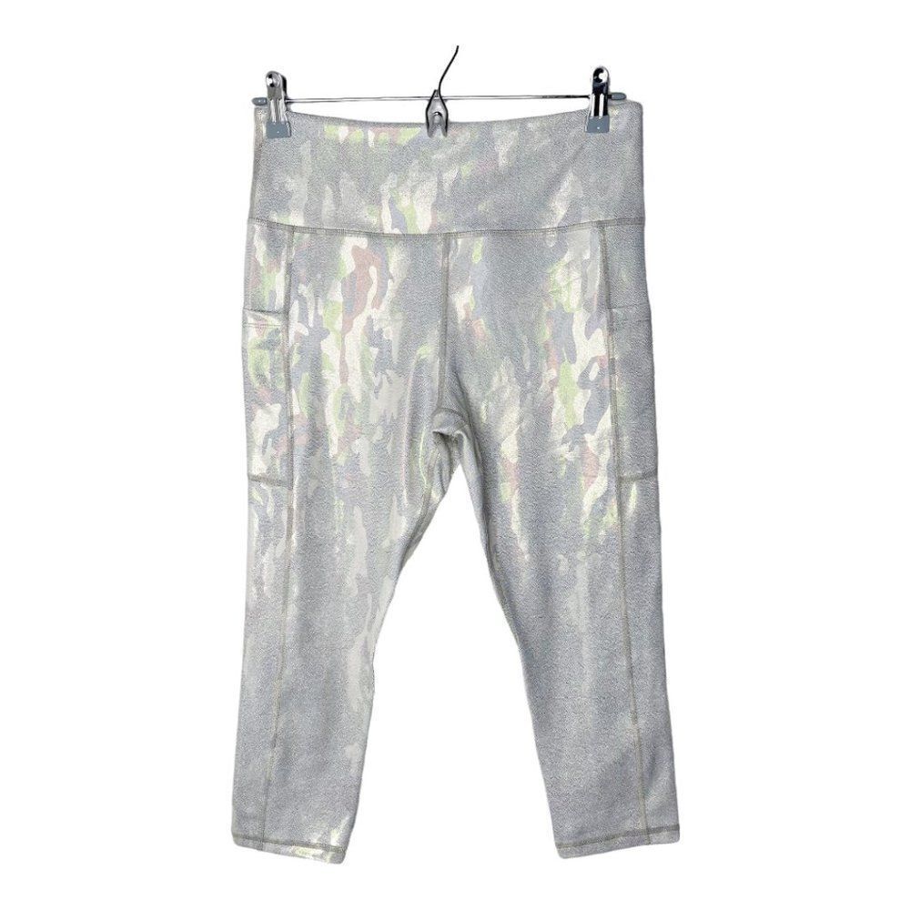 ZYIA Silver Camo Pocket Capri Legging